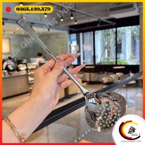 Muôi thủng Chockmen 29cm